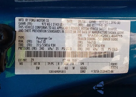 2014 Ford Focus Se z USA, uszkodzony, nr VIN 1FADP3K29EL404715